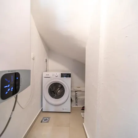 Apartment Kaldanac Rab Town