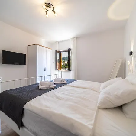 Kaldanac Apartment Rab Town